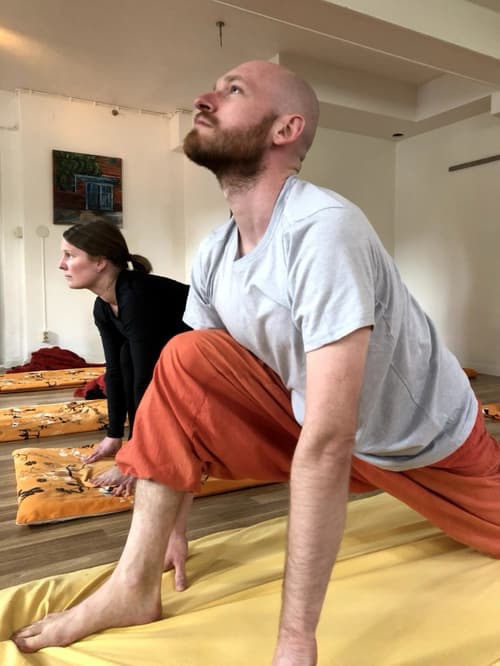 Grundkurs i klassisk yoga (nivå 1) - 8 veckor