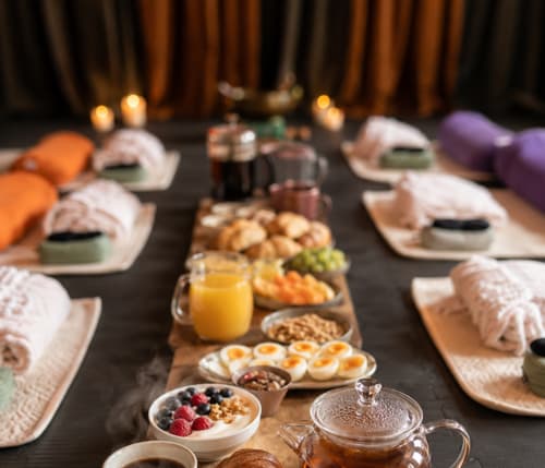 Breakfast & Breathwork Experiece