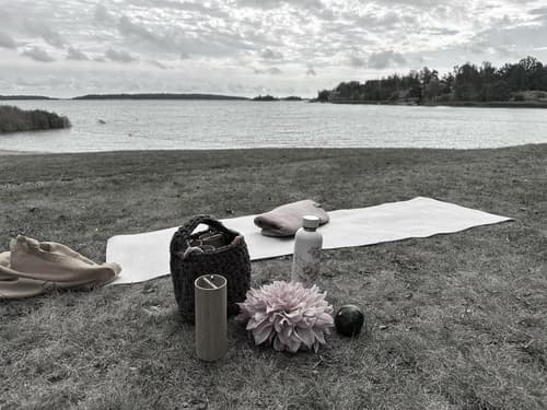 Utomhusyoga på Borgmästarholmen