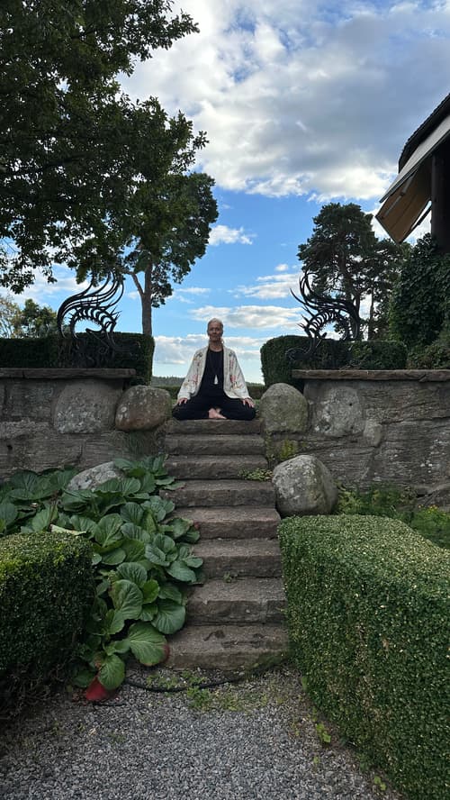 90 min Slow Vinyasa Flow Yoga med Sofia Landberg