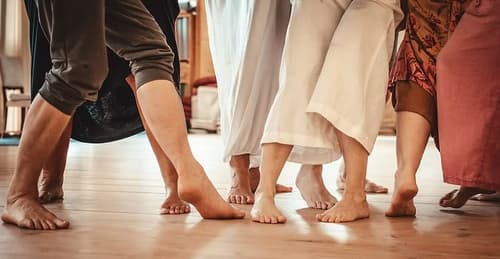 Meditation i Rörelse & Dans (kurs 4 tillfällen)